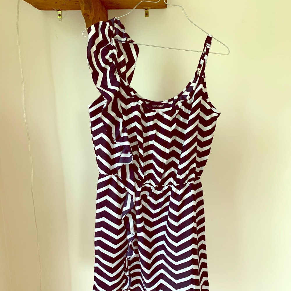“Envy Me” striped one shoulder dress